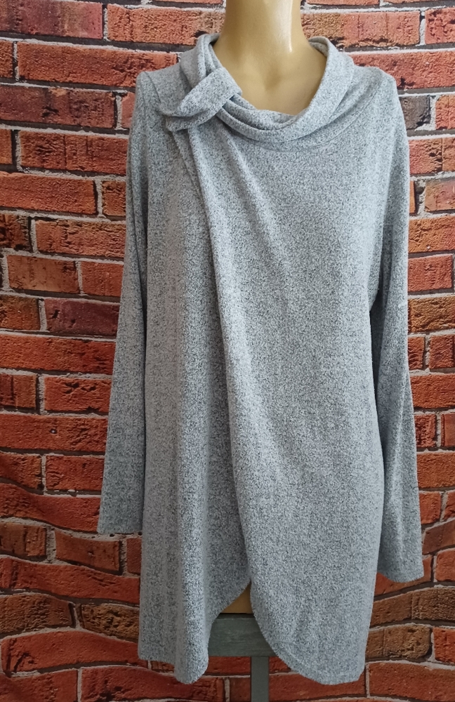 Frumos sweater